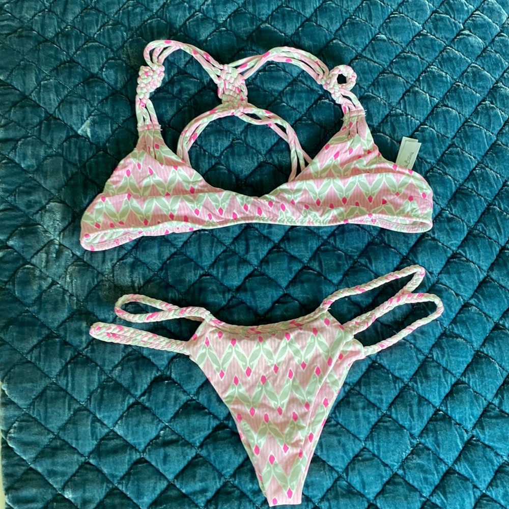 Frankie's bikini